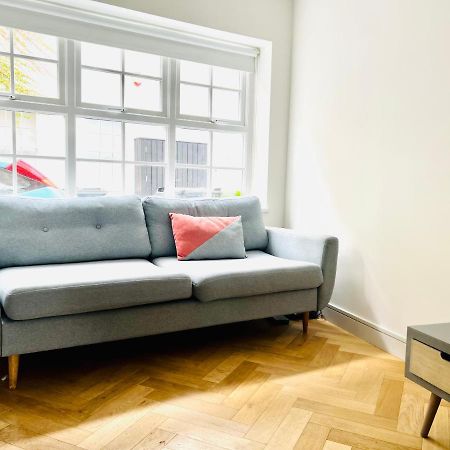 Stylish 1 Bedroom Designer Apartment Londra Exterior foto