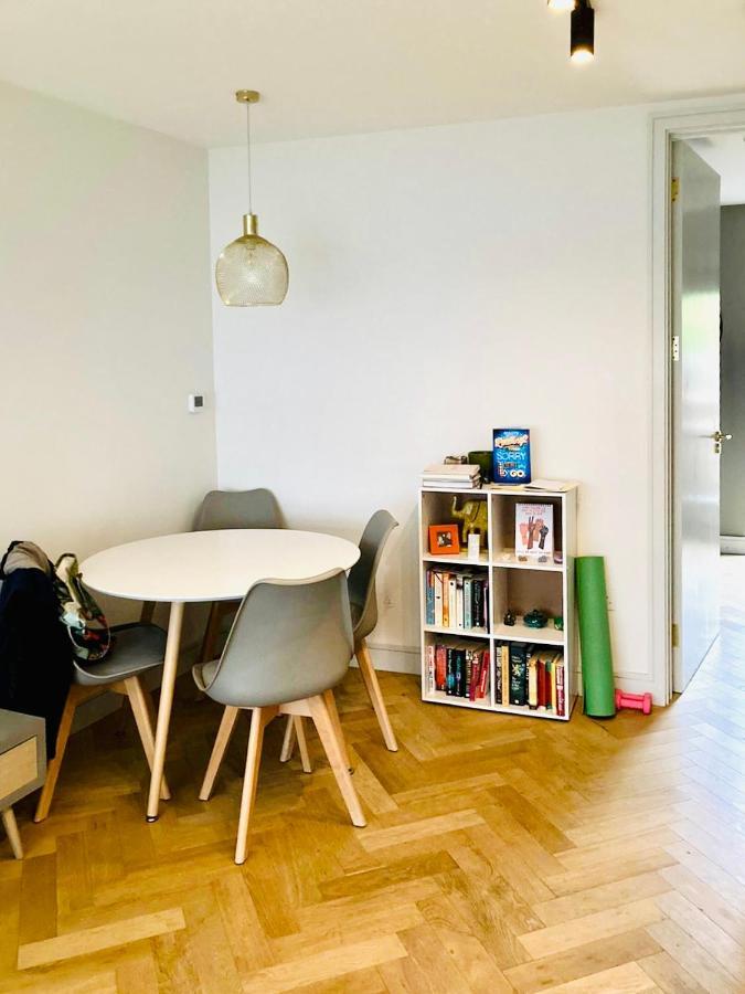 Stylish 1 Bedroom Designer Apartment Londra Exterior foto